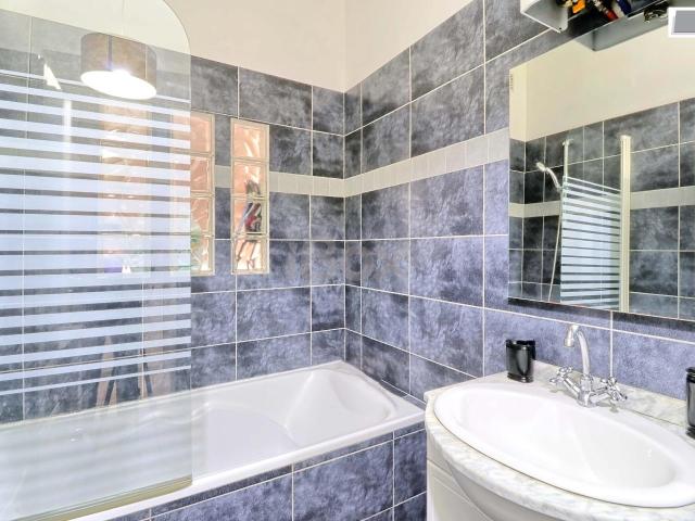 Appartement 4 pièce s 3 chambre s 77.4 m²