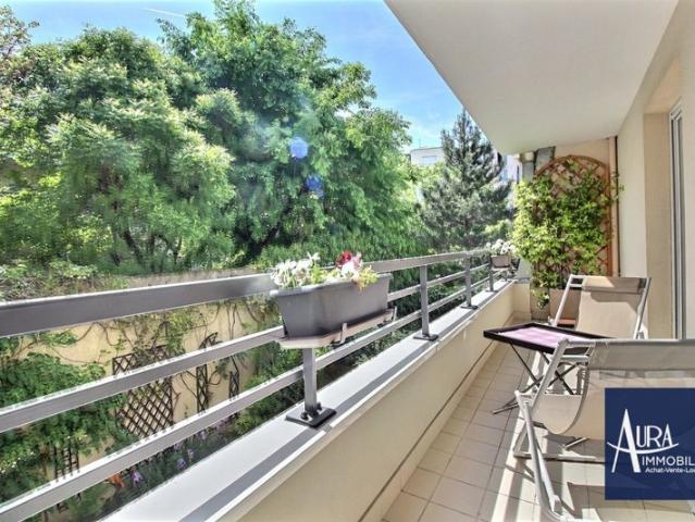 Appartement 4 pièce s 100 m2