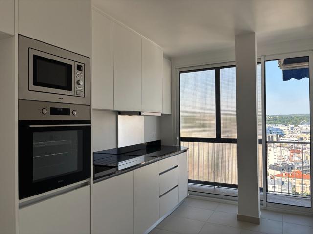 Appartement 4 pièce s 100.47 m2, Boulogne billancourt