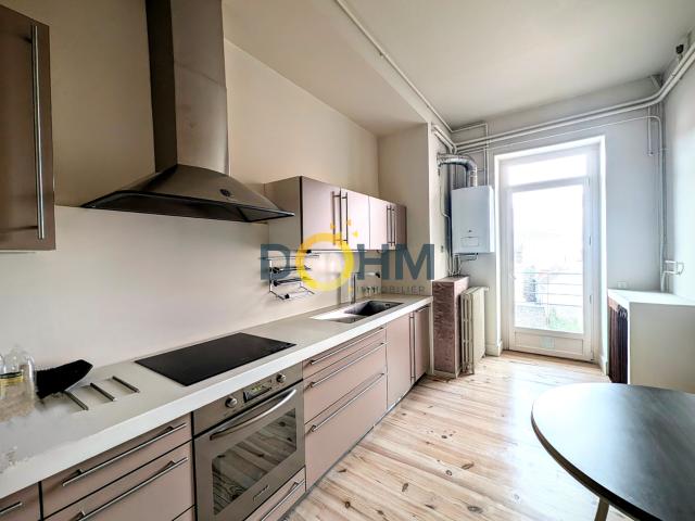 Appartement 4 pièce s 2 chambre s 100 m²