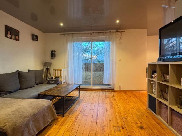 Appartement 4 pièce s 66.20 m2 + cave, grenier et balcon