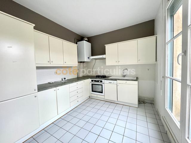 Appartement 4 pièce s 77.5 m2 Hyper centre ville de Bar le Duc