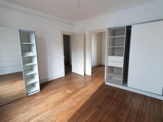 APPARTEMENT 4 pièce s 88m²