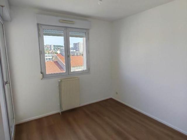 APPARTEMENT 4 pièce s 89m²