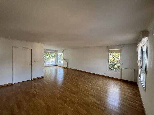 Appartement 4 pièces 44000 Nantes Guist'hau Réf: 12071