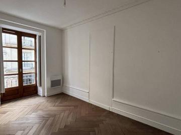 Appartement 4 pièces 44100 Nantes Réf: 11388
