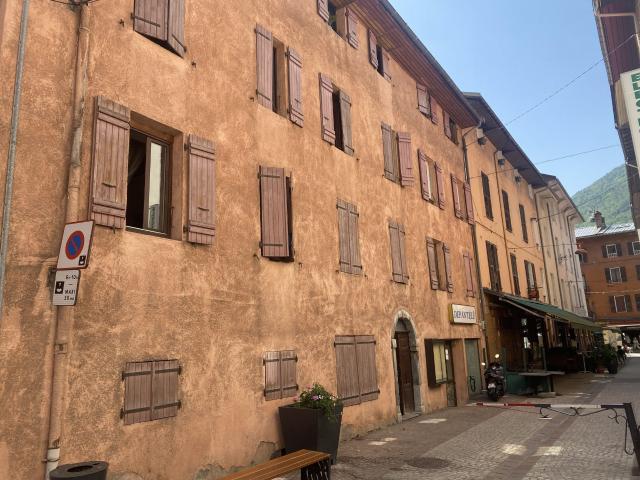 Appartement 4 pièces 53 m²