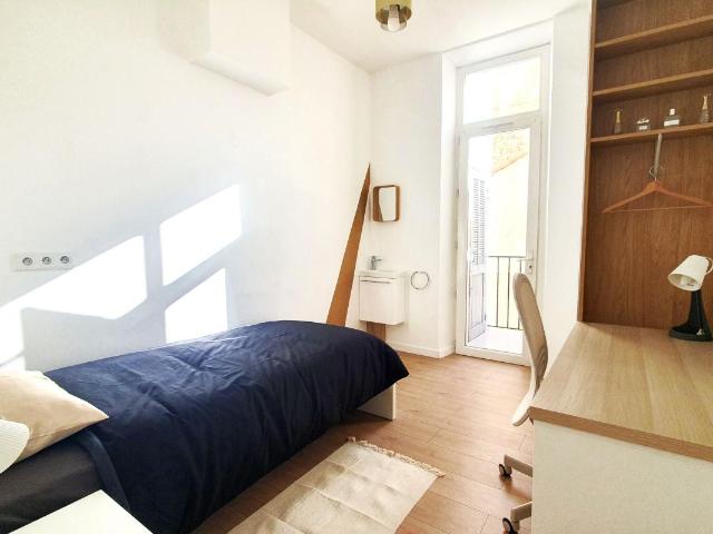 Appartement 4 pièces, 50 m² à louer à Toulon 83200