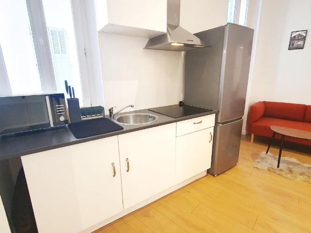 Appartement 4 pièces, 50 m² à louer à Toulon 83200