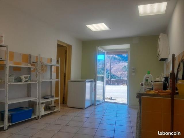 Appartement 4 pièces 56 m²