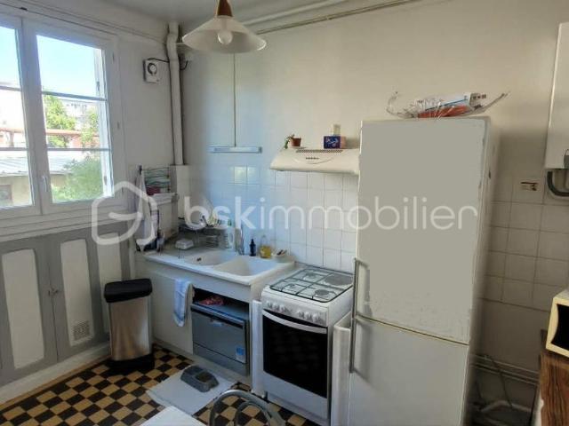 Appartement 4 pièces 60 m² vendu loué