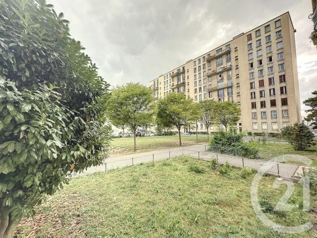 Appartement 4 pièces 64 m²