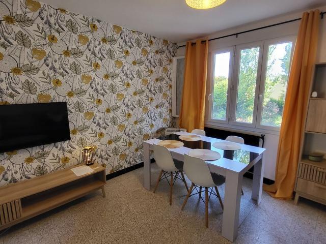 Appartement 4 pièces, 65 m² à louer à Avignon 84000