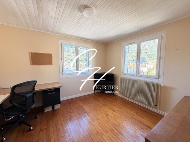 Appartement 4 pièces, 65 m² à louer à Grenoble 38000