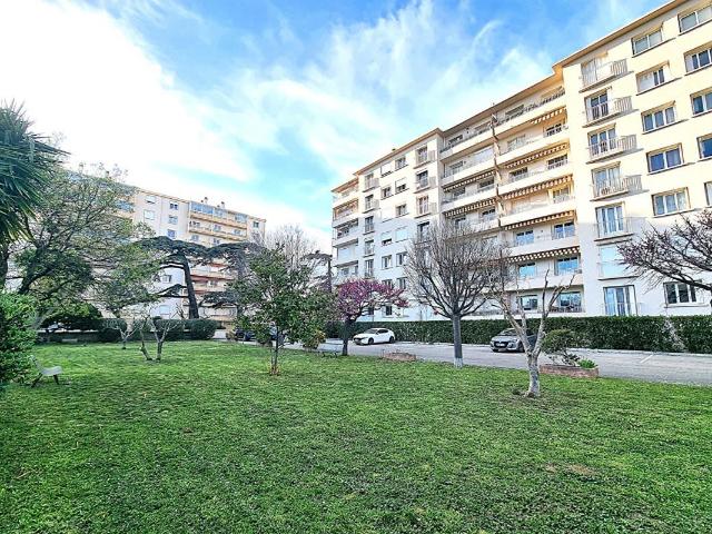 Appartement 4 pièces 66 m²