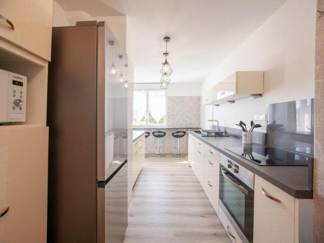 Appartement 4 pièces, 68 m² à louer à Marseille 8 13008