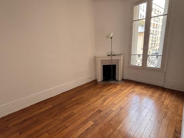 Appartement 4 pièces, 68 m² à louer à Paris 15 75015