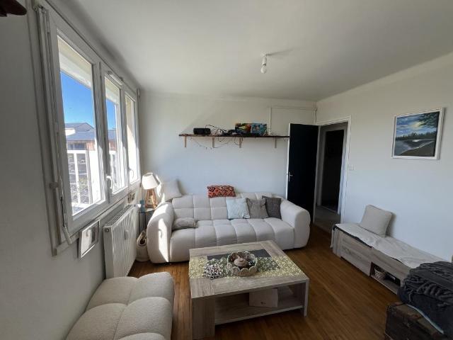 Appartement 4 pièces, 69 m² à louer à Rodez 12000
