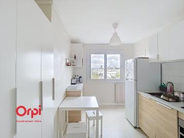 Appartement 4 pièces, 73 m² à louer à Rezé 44400