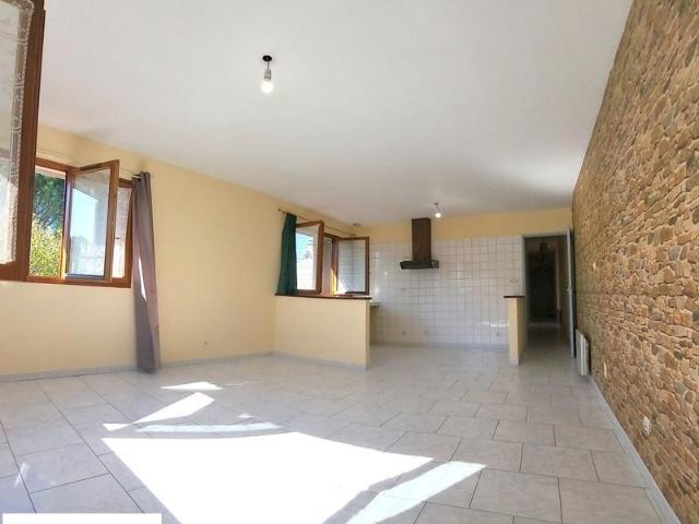 Appartement 4 pièces, 70 m² à louer à Beaumont de Lomagne 82500