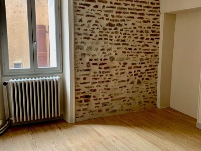 Appartement 4 pièces, 70 m² à louer à Cahors 46000