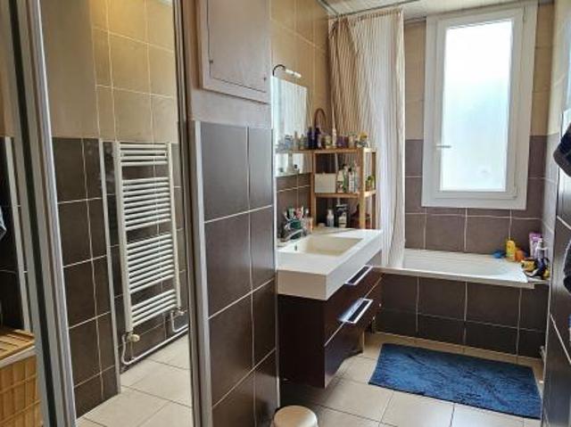 Appartement 4 pièces, 70 m² à louer à Eybens 38320