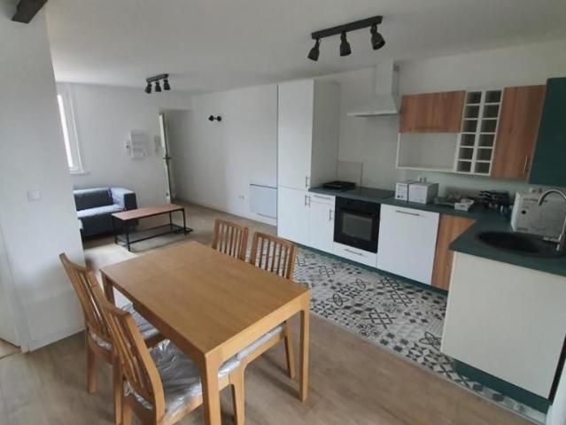 Appartement 4 pièces, 70 m² à louer à Lille 59000