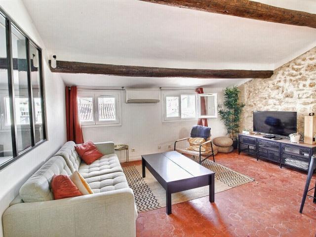 Appartement 4 pièces, 70 m² à louer à Marseille 6 13006