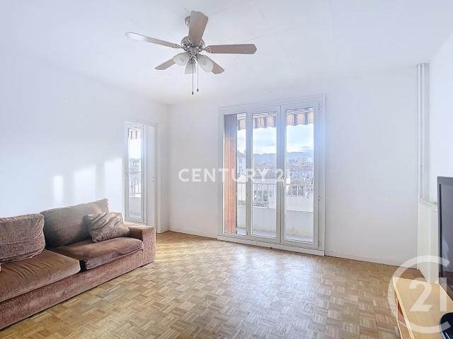 Appartement 4 pièces 70 m²