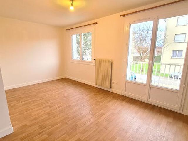 Appartement 4 pièces, 71 m² à louer à Beaugency 45190