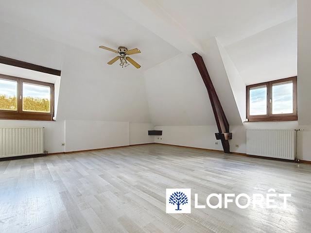 Appartement 4 pièces, 71 m² à louer à Nivolas Vermelle 38300