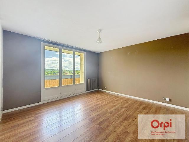 Appartement 4 pièces, 72 m² à louer à Montluçon 03100