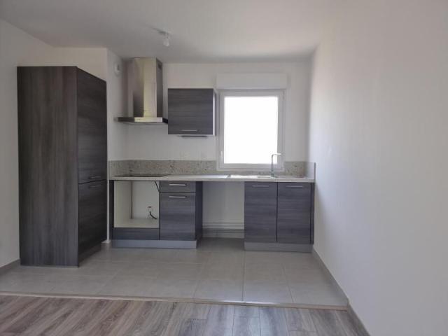 Appartement 4 pièces, 72 m² à louer à Notre Dame d'Oé 37390