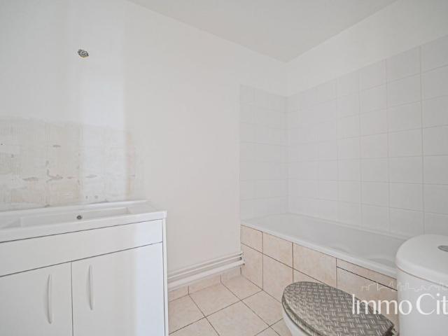 Appartement 4 pièces 77.9m²