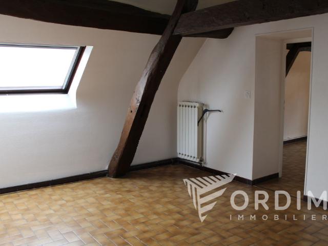 Appartement 4 pièces, 77 m² à louer à Tanlay 89430