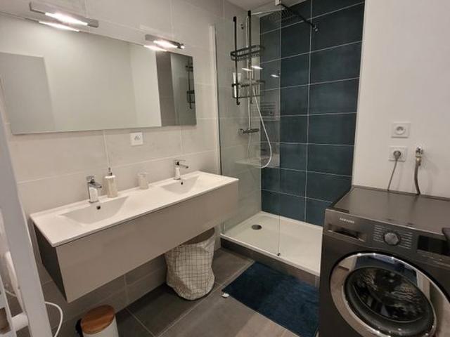Appartement 4 pièces, 77 m² à louer à Annecy 74000