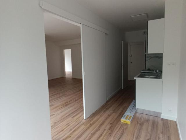 Appartement 4 pièces, 77 m² à louer à Boussy Saint Antoine 91800