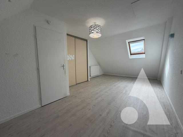Appartement 4 pièces, 77 m² à louer à Dole 39100