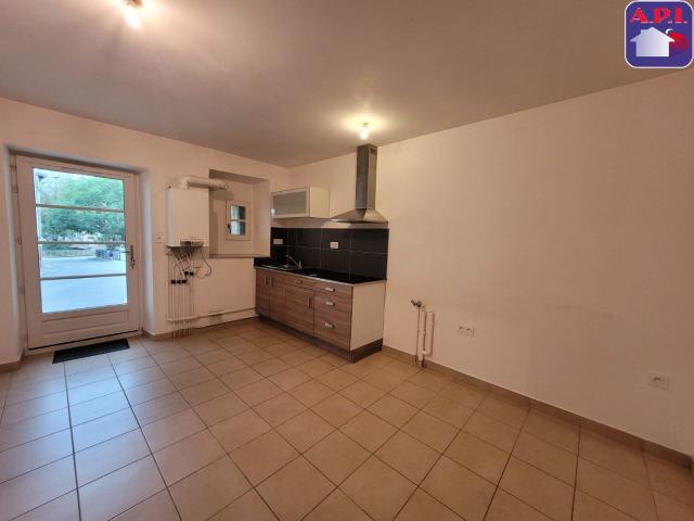 Appartement 4 pièces, 77 m² à louer à Foix 09000