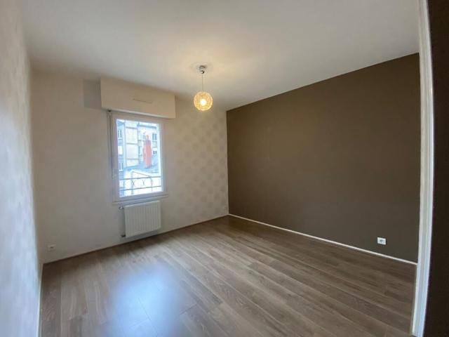 Appartement 4 pièces, 77 m² à louer à Nantes 44000