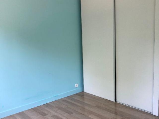 Appartement 4 pièces, 77 m² à louer à Nîmes 30900
