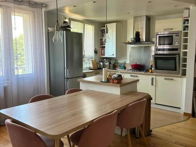 Appartement 4 pièces 77 m²
