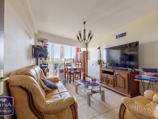 Appartement 4 pièces 77 m²