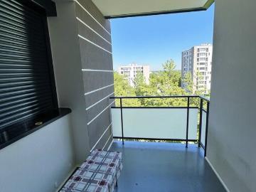 Appartement 4 pièces 77 m²