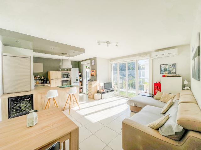 Appartement 4 pièces 77 m²