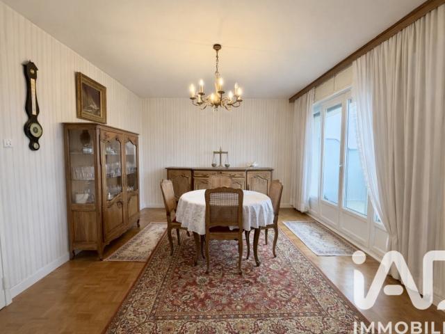 Appartement 4 pièces 77 m²