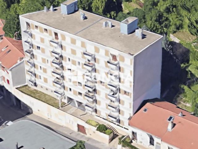 Appartement 4 pièces 77 m²