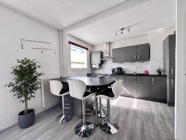 Appartement 4 pièces 77 m²