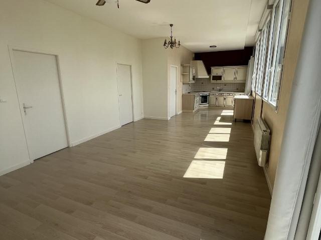 Appartement 4 pièces 77 m²