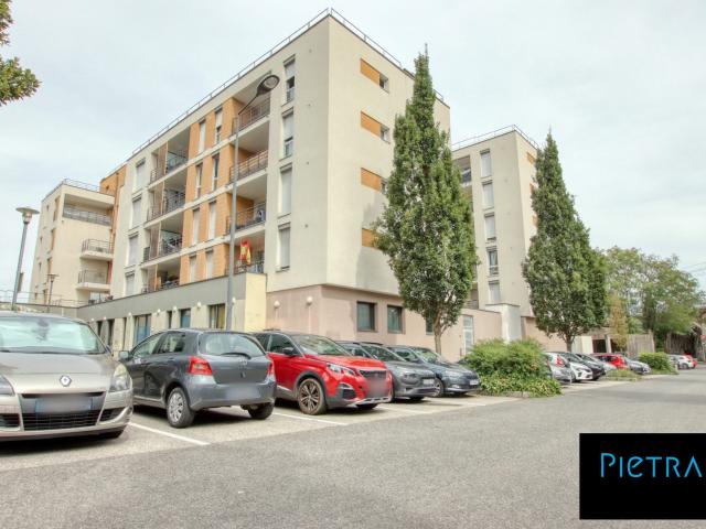 Appartement 4 pièces 77 m²